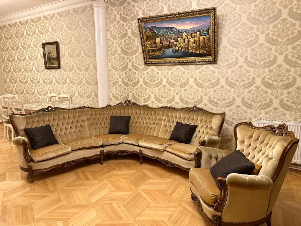 4 Bedroom Suite Apartment Ln Tbilisi City Buitenkant foto