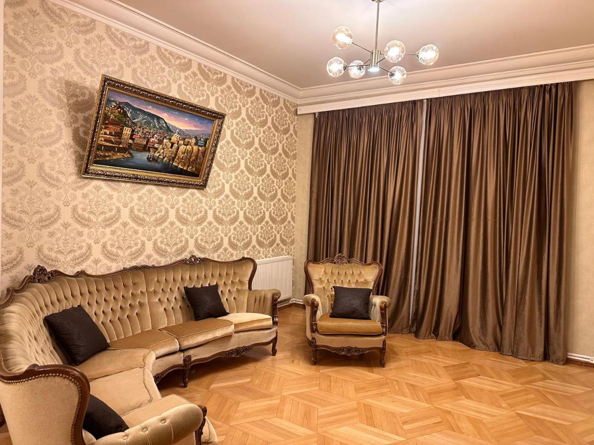 4 Bedroom Suite Apartment Ln Tbilisi City Buitenkant foto